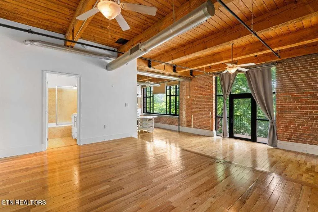 Candy-208-184333666457