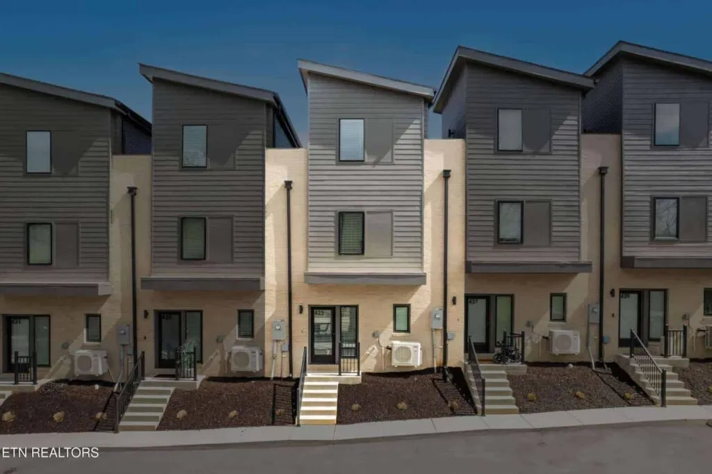 The-Saint-023130756326 The-Saint-023130756326