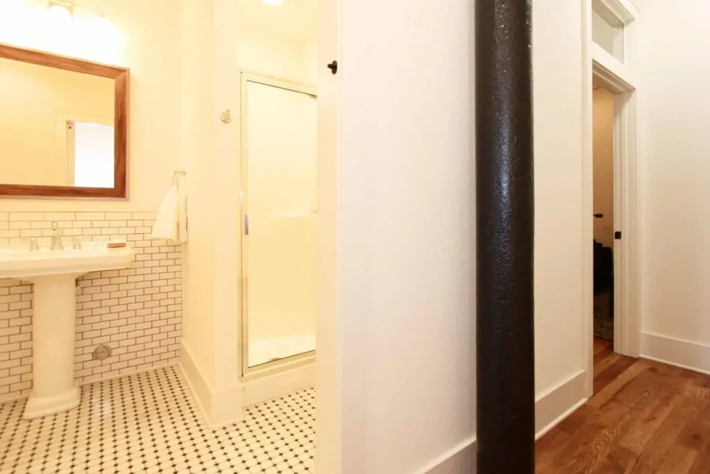 105-Mews-Way-03202622566641