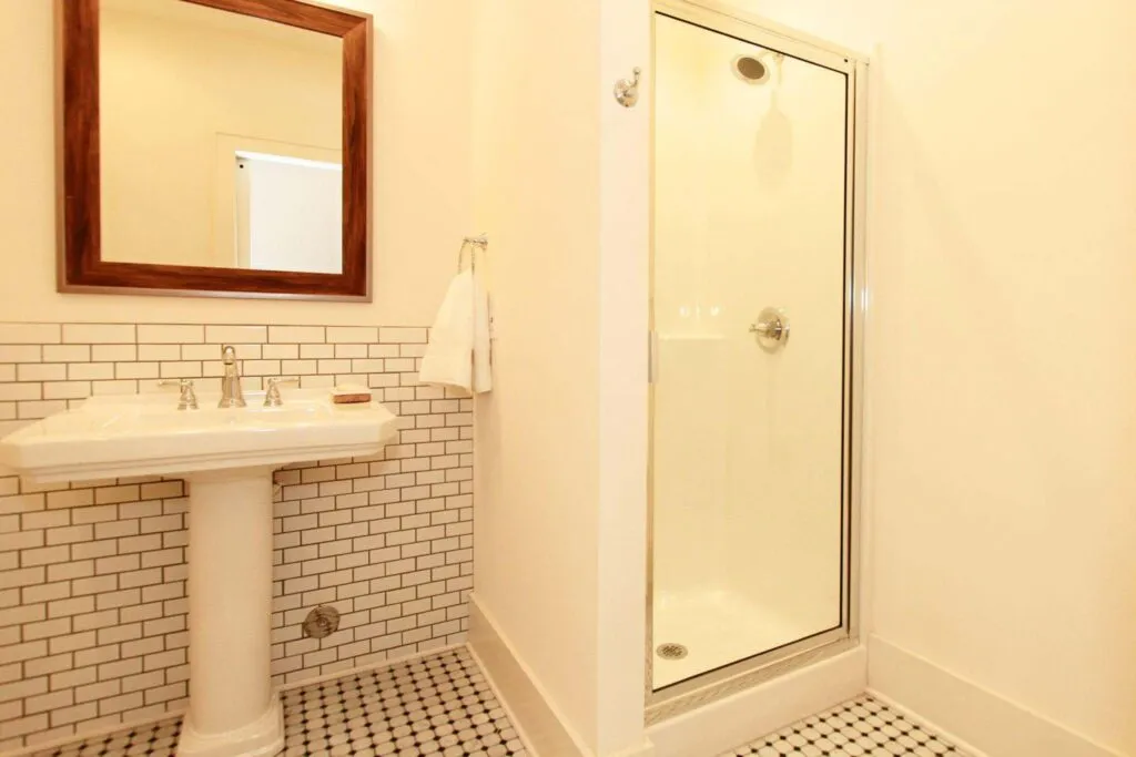 105-Mews-Way-03202624297259