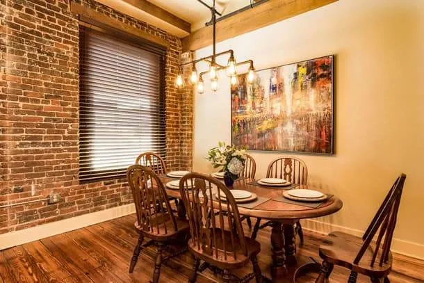 130_W_Jaackson_203_105