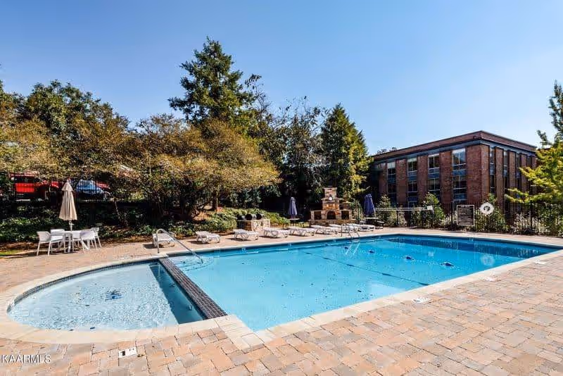 1400-Kenesaw-90004628156