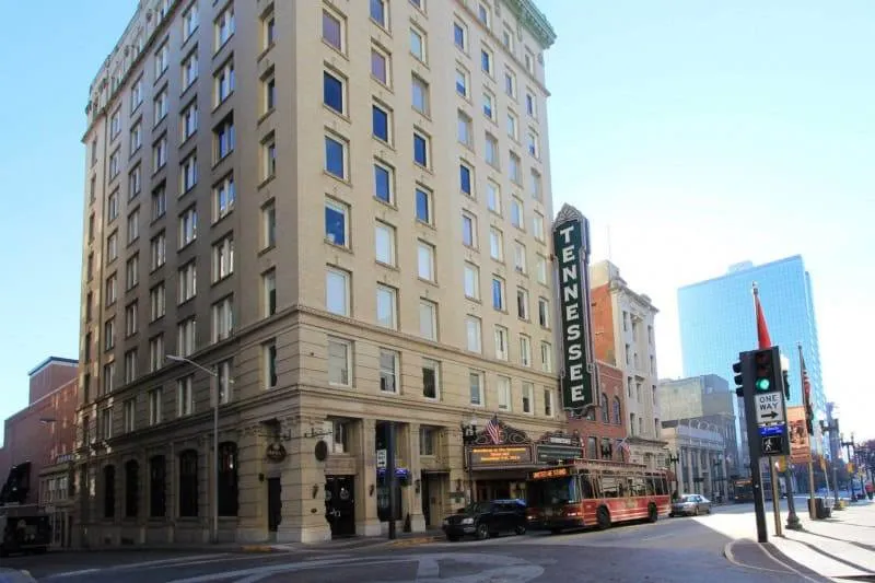 1_20191004183627764186000000-o