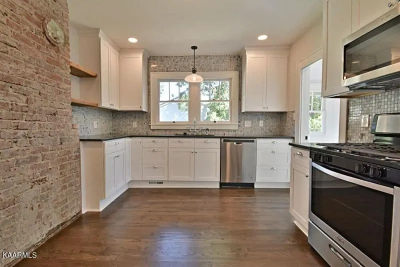 2014-E-Glenwood-Ave-2814053804000000-o