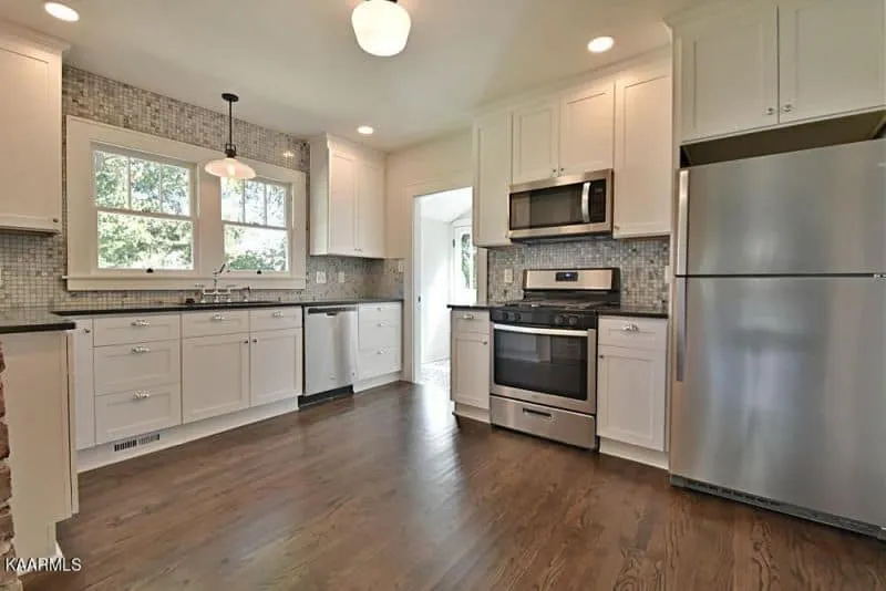 2014-E-Glenwood-Ave-2815604196000000-o