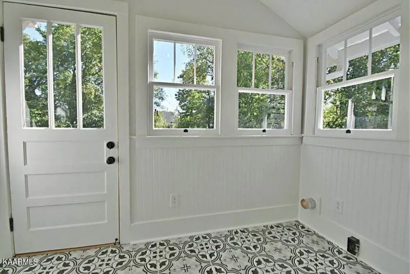 2014-E-Glenwood-Ave-2821443463000000-o