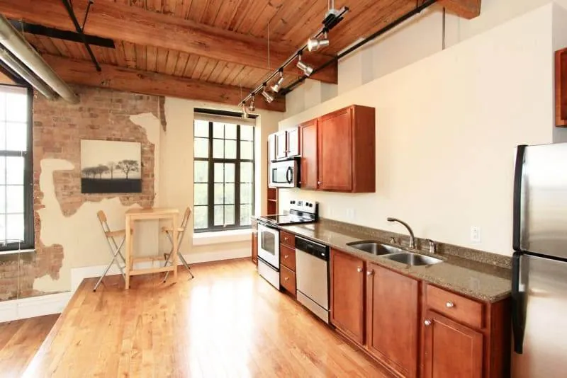 20161028204932977894000000-o