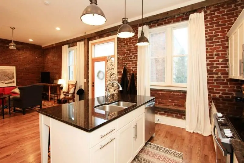 20161214000519912543000000-o