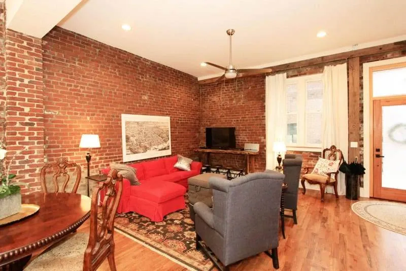 20161214000616335320000000-o