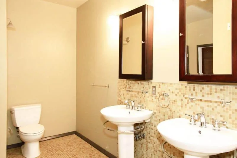 20161219170104514609000000-o