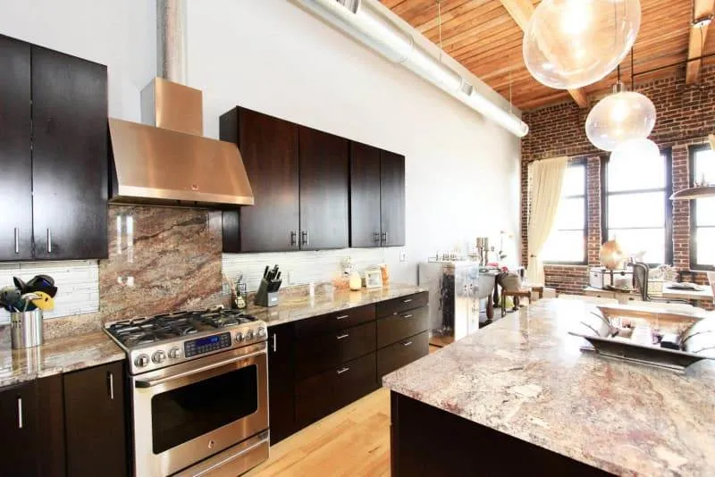 20170329181747491695000000-o