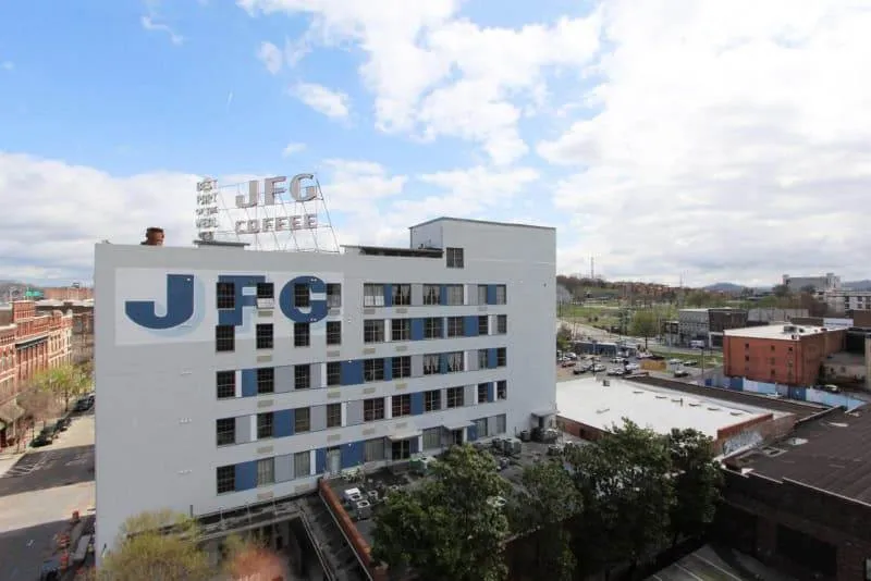 20170329181957301441000000-o