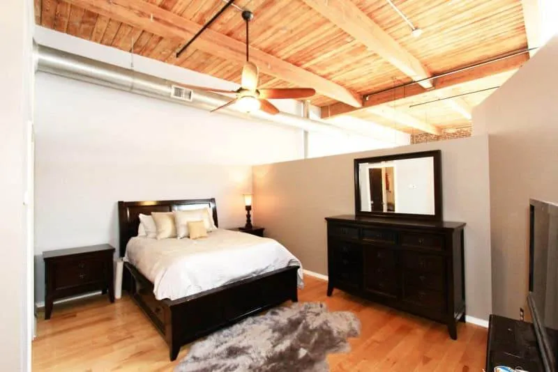 20170329182245579617000000-o