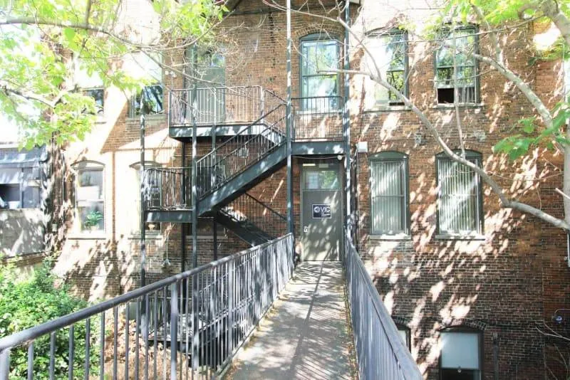 20170503155109364007000000-o 20170503155109364007000000-o