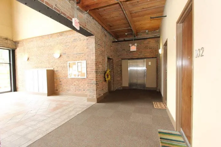 20170524235609641647000000-o 20170524235609641647000000-o