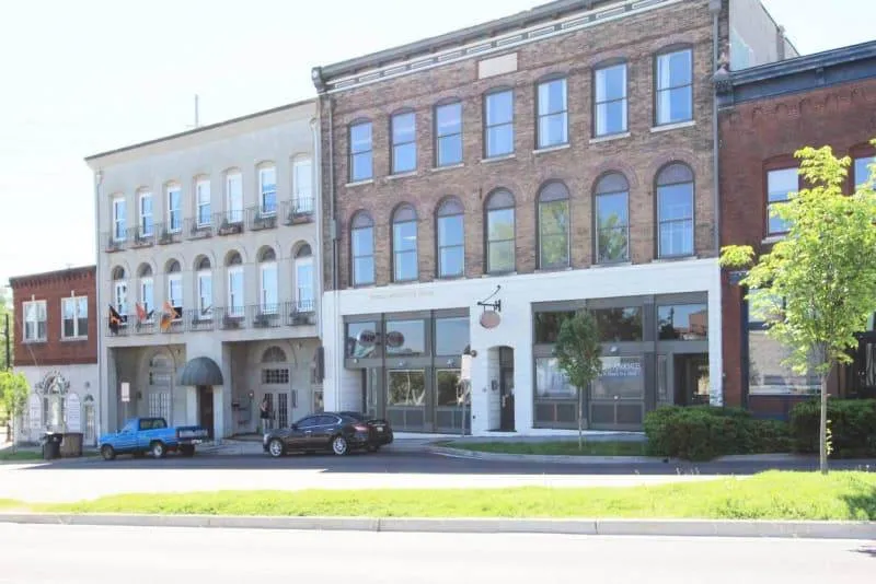 20171119173237569825000000-o