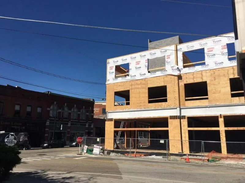 20180114013330842661000000-o