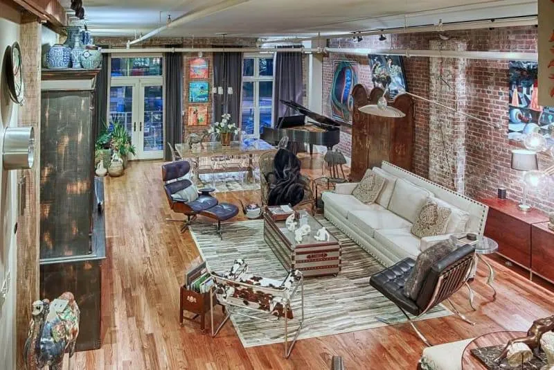 20180407133512492941000000-o