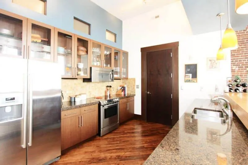 20180419122607951899000000-o