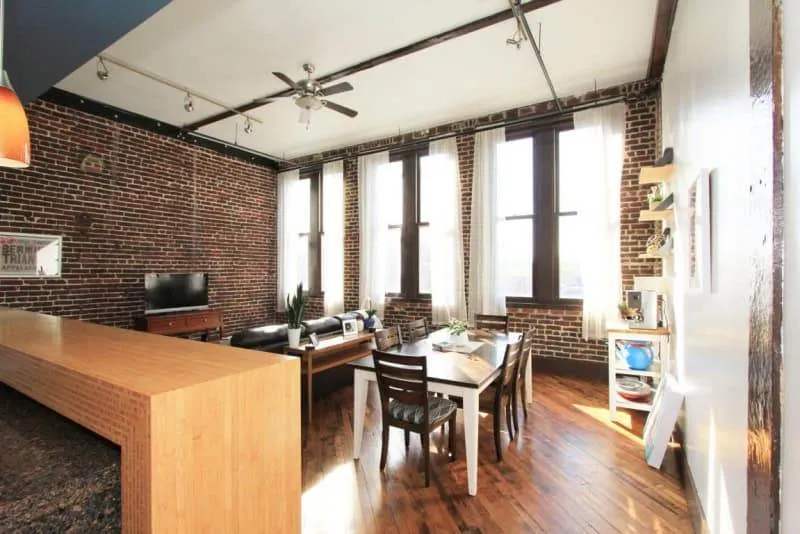 20180419122612662987000000-o