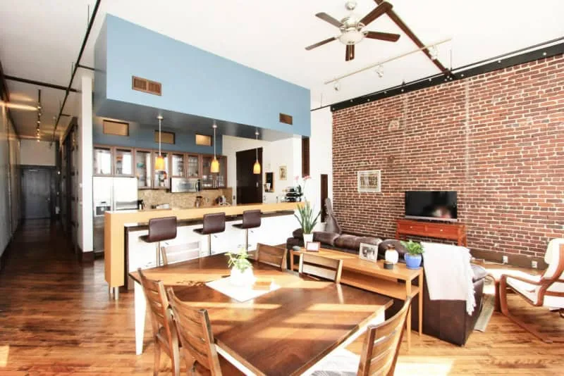 20180419122616943389000000-o