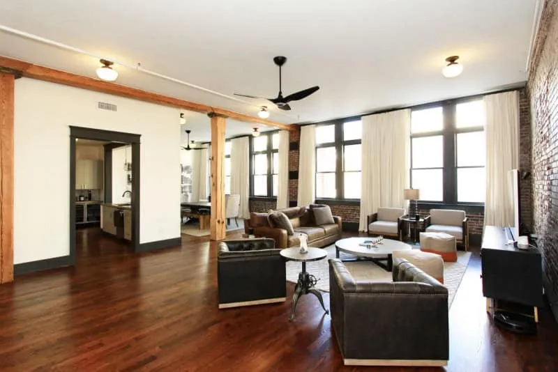 20180921034428177584000000-o