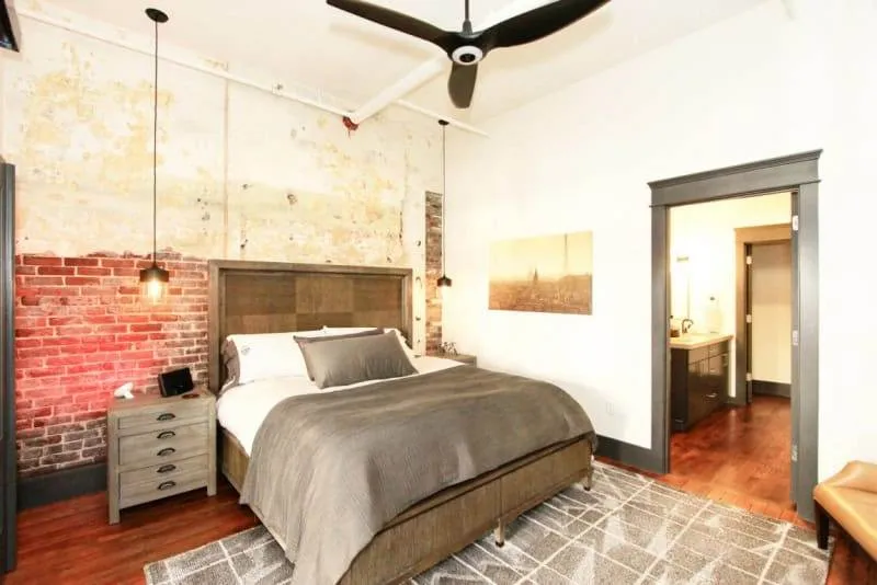 20180921034456183745000000-o