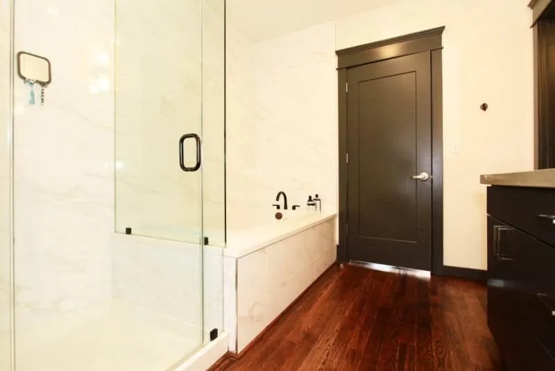 20180921034505318433000000-o