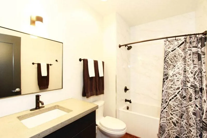 20180921034512731347000000-o