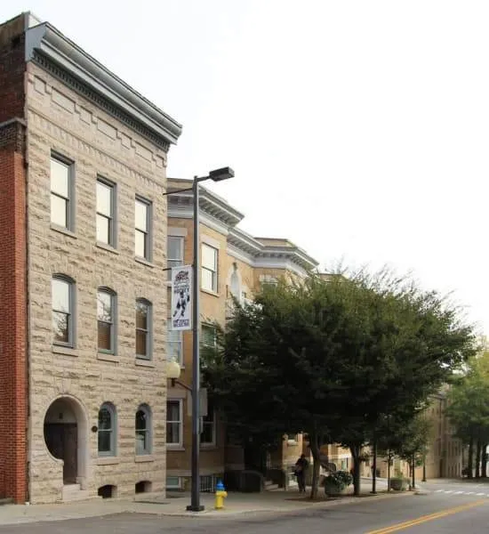 20181026222130399216000000-o