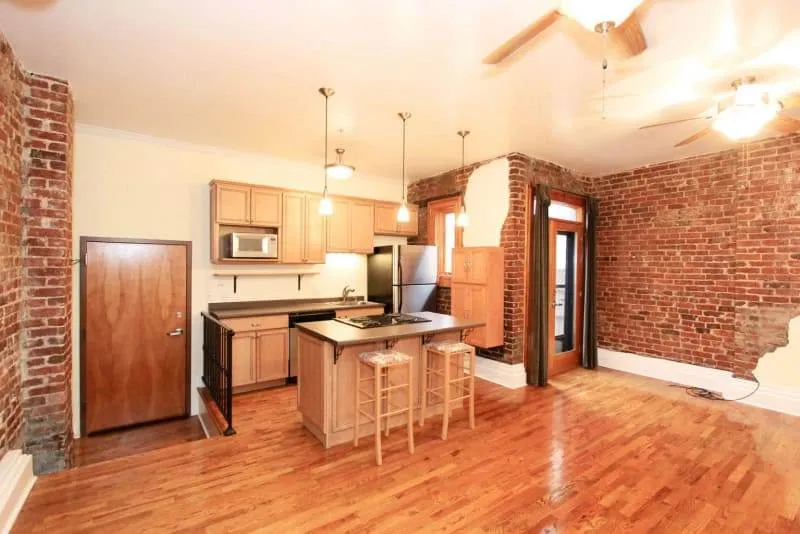 20181026222212163797000000-o