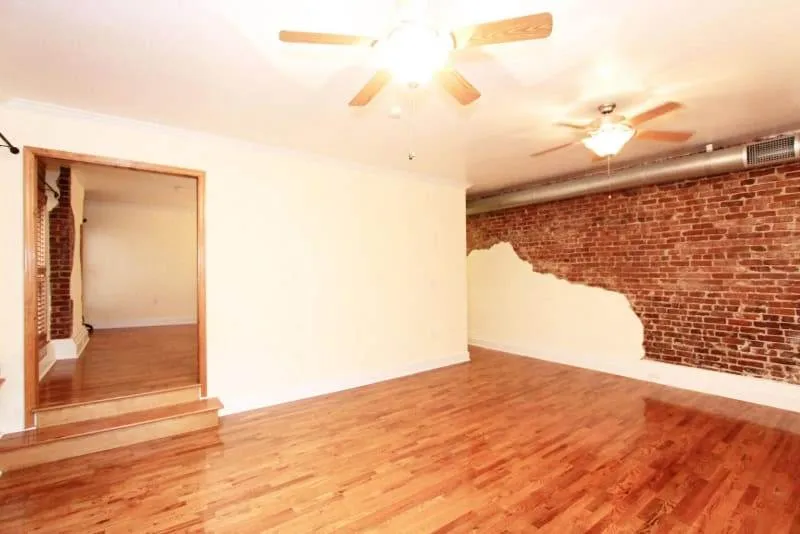 20181026222223050125000000-o