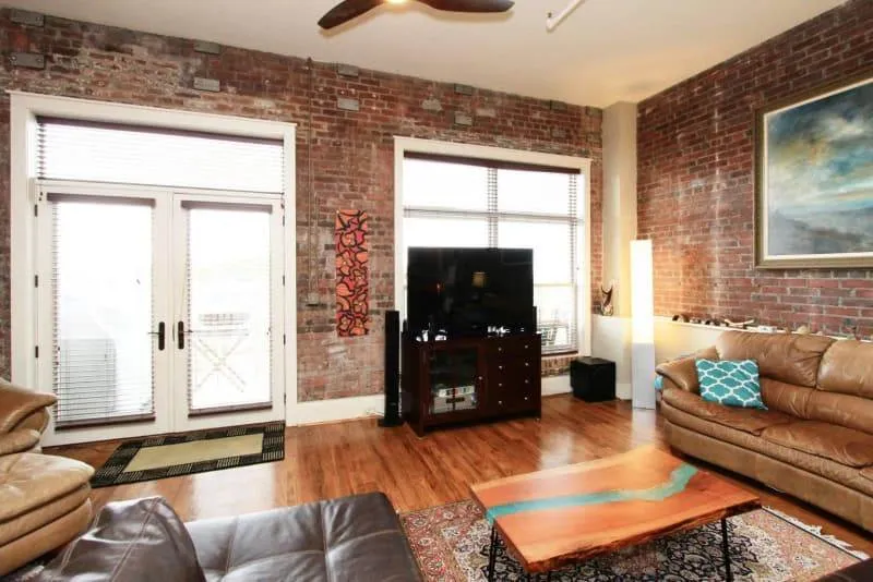 20181129114051348429000000-o