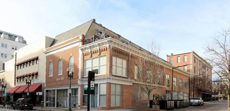 20190215150339779170000000-o