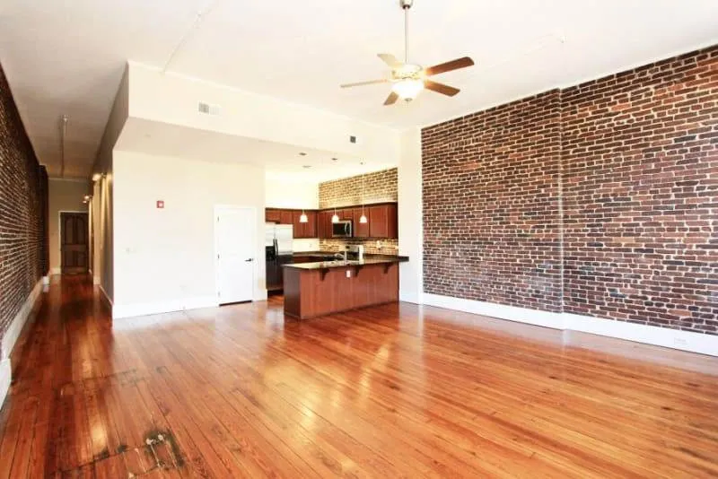 20190405120642425367000000-o