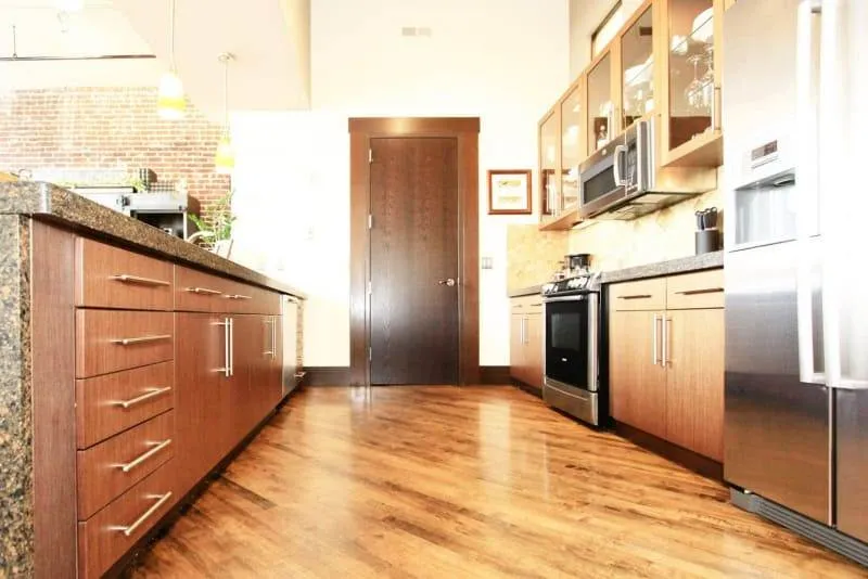 20190430043250396032000000-o