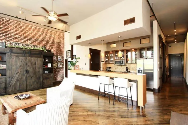 20190430043256433176000000-o