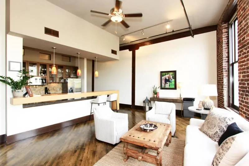 20190430043300559649000000-o