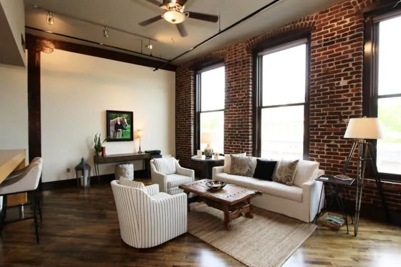 20190430043302962703000000-o