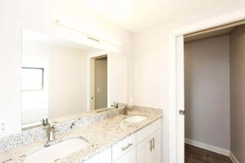 20190501144114719515000000-o