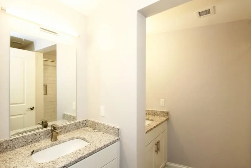 20190501144128624877000000-o