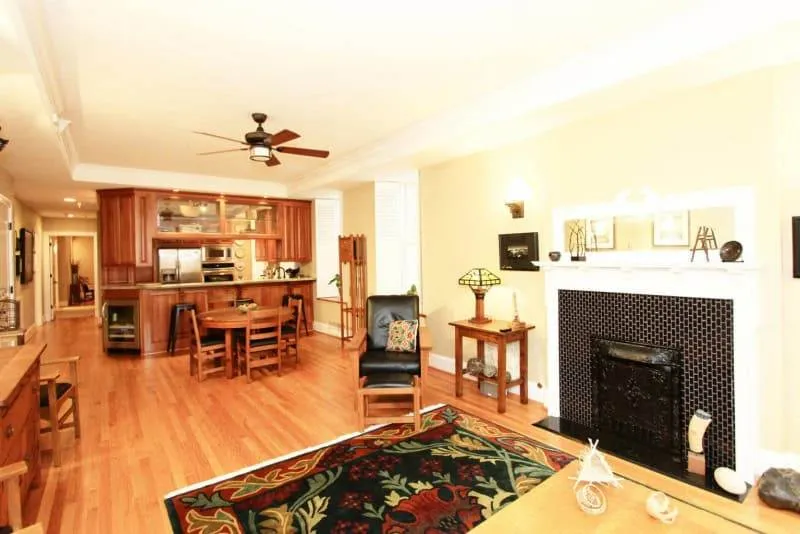 20190619025451585963000000-o