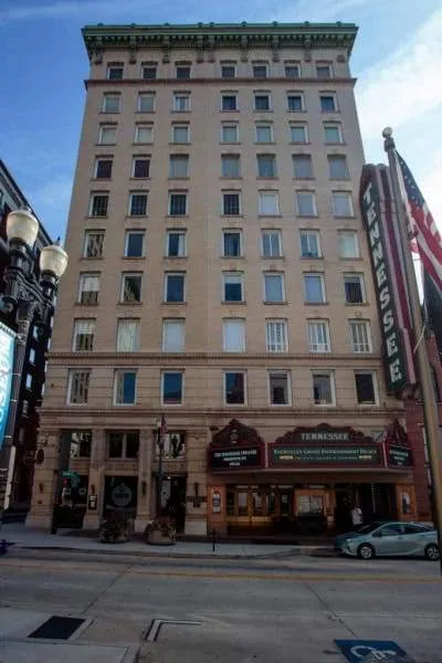 20191004234100128420000000-o