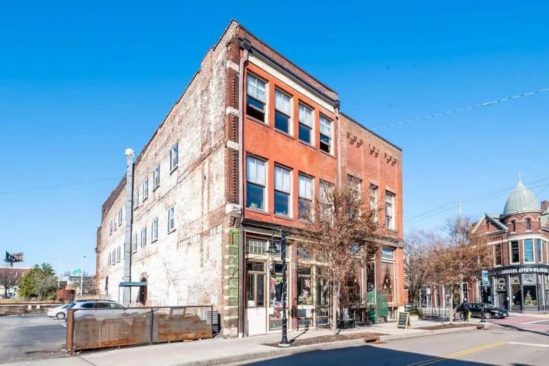 20210105162110443910000000-o