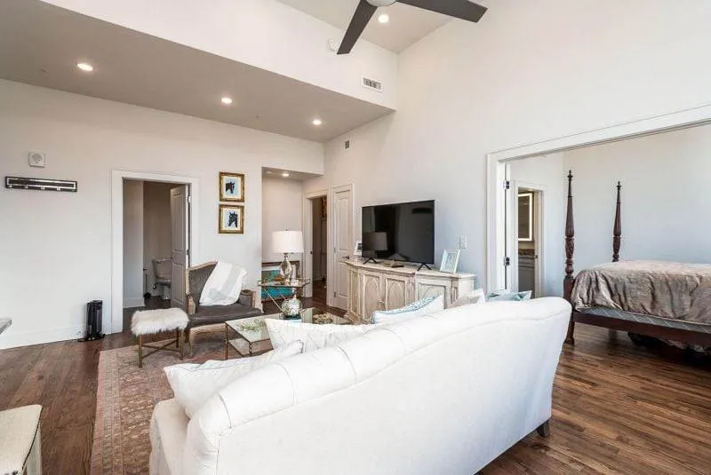 20210114221919946088000000-o