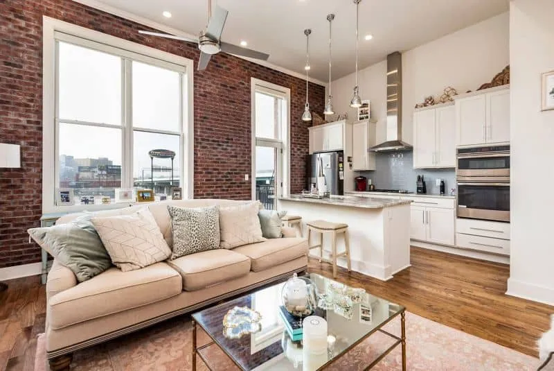 20210114221923645161000000-o