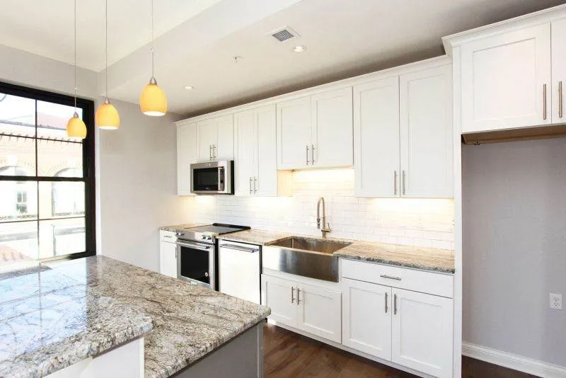 20210521205619094579000000-o