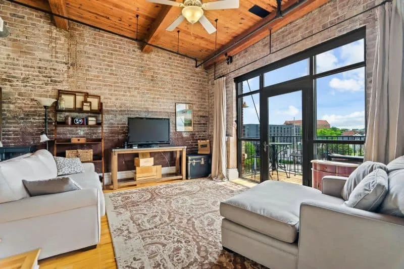 20210608184531510765000000-o