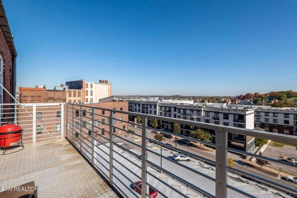 402-S-Gay-St-402-0109847818 402-S-Gay-St-402-0109847818