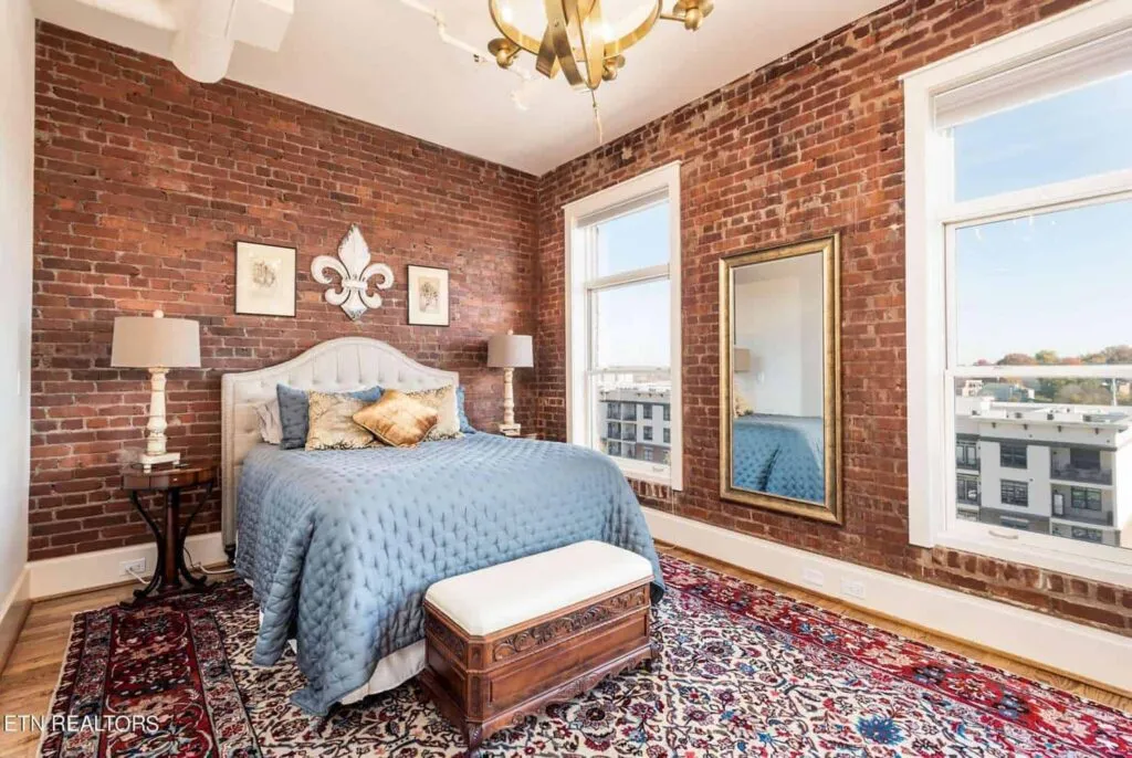 402-S-Gay-St-402-0133567664 402-S-Gay-St-402-0133567664